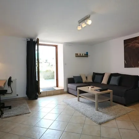 Aurel's & Jul's Location-luxeuil Meubles Pour Professionnels Curistes Et Touristes Apartment Luxeuil-les-Bains
